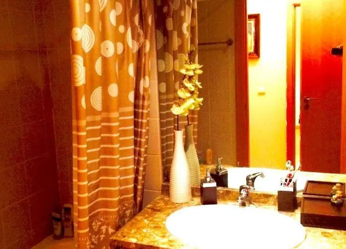公寓 Luxury Apartment. With Air Con. *